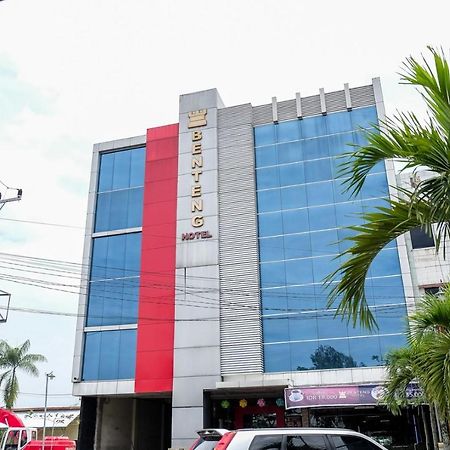 Reddoorz Plus Near Living World Pekanbaru Exterior foto